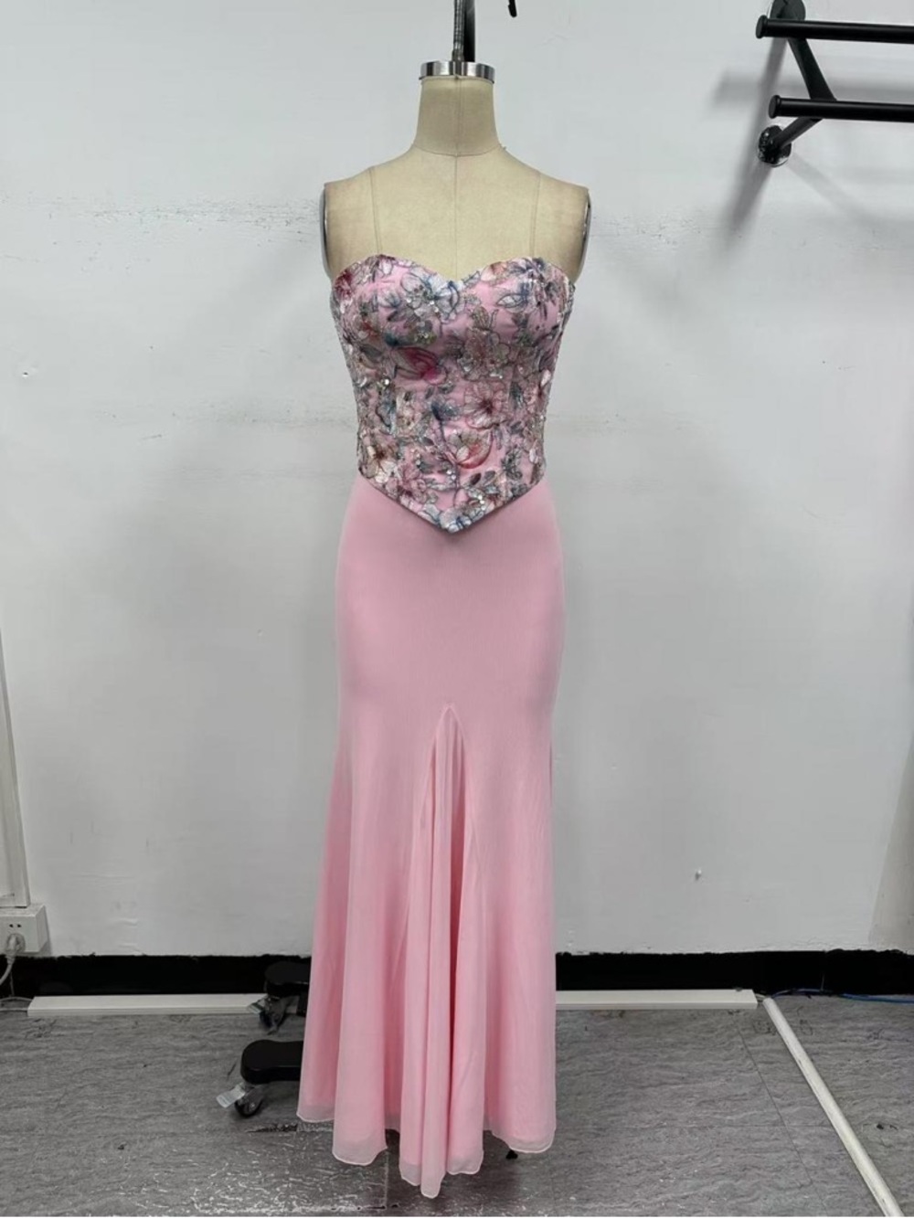 Vintage Pink Strapless Floral Embroidered Evening Gown